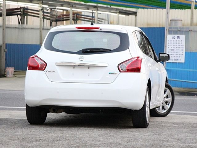 Nissan Tiida  第4張相片