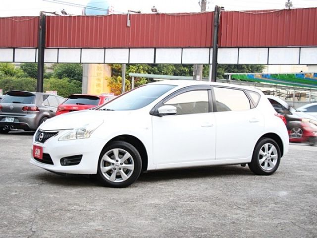 Nissan Tiida  第5張相片