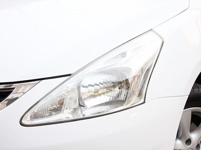 Nissan Tiida  第7張相片