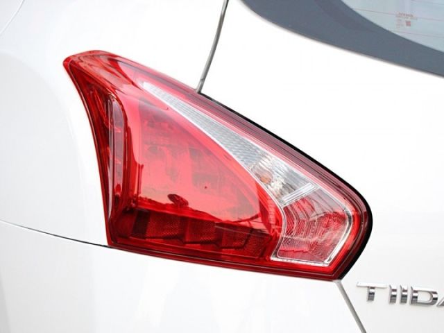 Nissan Tiida  第8張相片