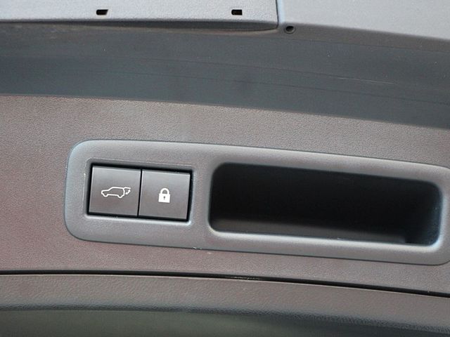 Lexus UX  第14張相片