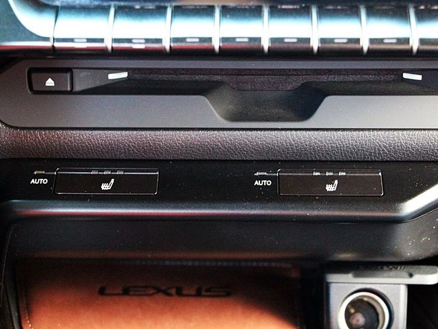 Lexus UX  第20張相片