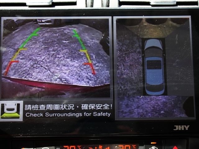 Nissan Tiida  第2張相片