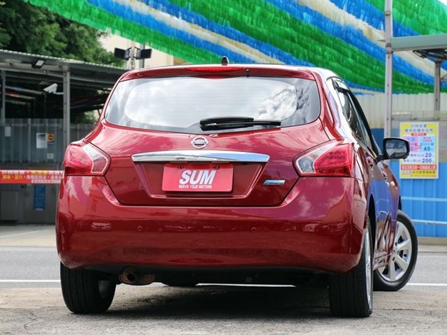 Nissan Tiida  第6張相片