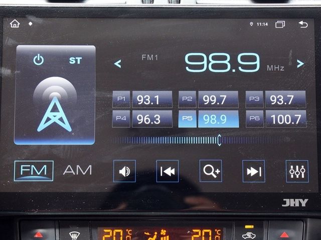 Nissan Tiida  第12張相片