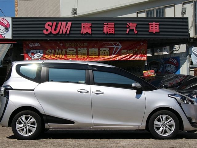Toyota SIENTA  第3張相片