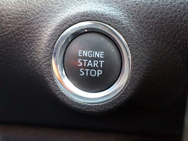 Toyota SIENTA  第12張相片