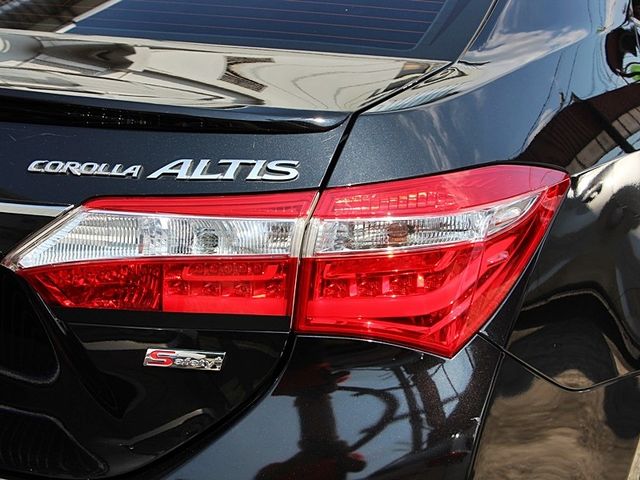 Toyota ALTIS  第18張相片