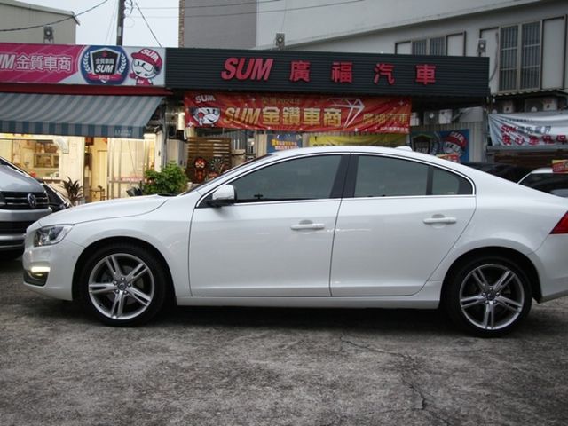 Volvo S60  第2張相片