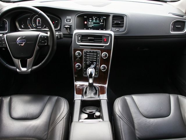 Volvo S60  第5張相片