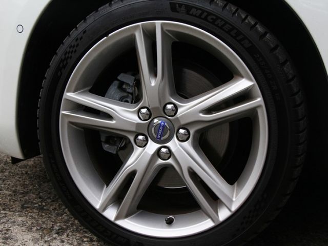 Volvo S60  第16張相片