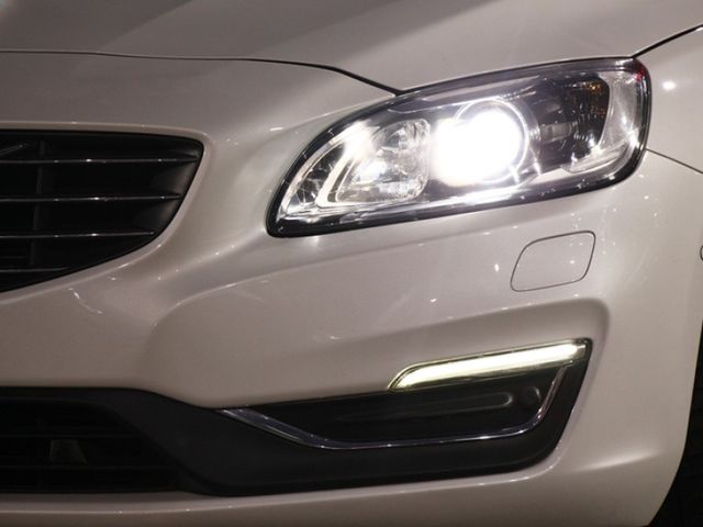 Volvo S60  第17張相片