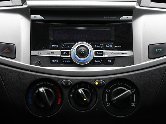 Mitsubishi Zinger  第2張相片