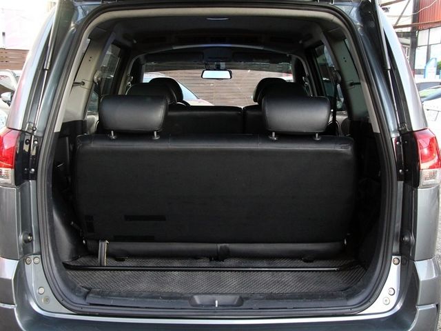 Mitsubishi Zinger  第14張相片