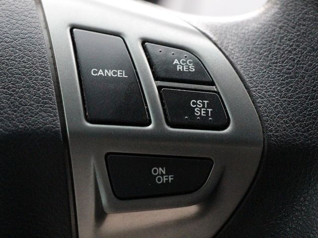 Mitsubishi Zinger  第18張相片