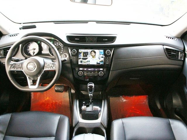 Nissan X-Trail  第11張相片