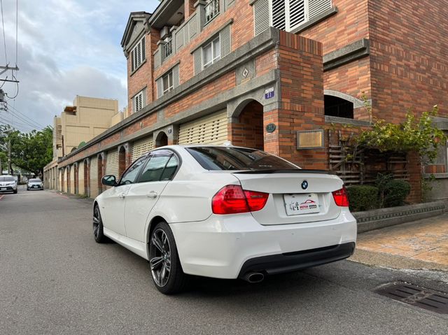 BMW寶馬 320I  第3張相片