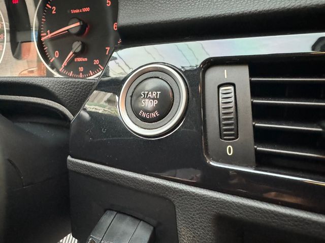 BMW寶馬 320I  第8張相片