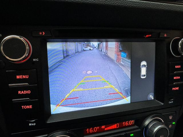 BMW寶馬 320I  第10張相片