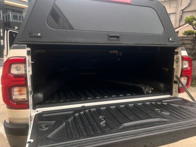 TOYOTA豐田 HILUX  第18張相片
