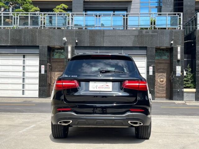 M-BENZ賓士 GLC300  第3張相片