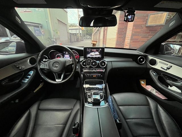 M-BENZ賓士 C300  第6張相片