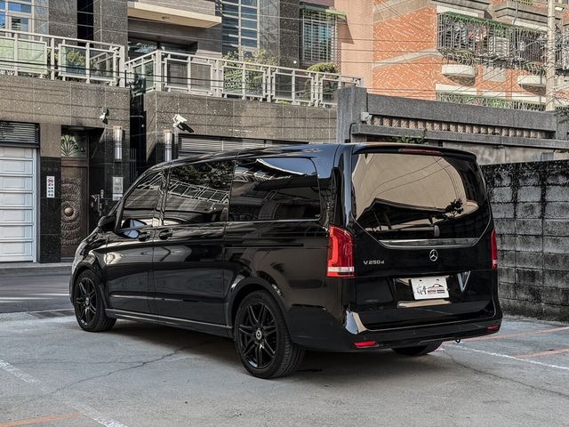 M-BENZ賓士 V250 D  第3張相片