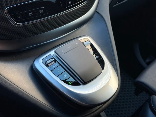 M-BENZ賓士 V250 D  第16張相片