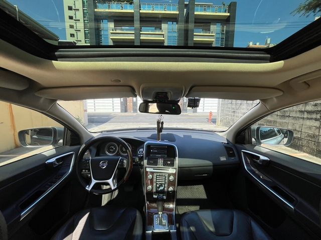 VOLVO富豪 XC60  第5張相片