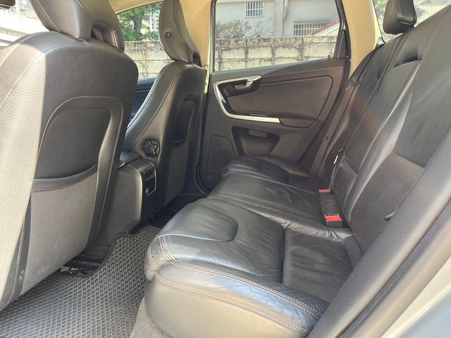 VOLVO富豪 XC60  第6張相片