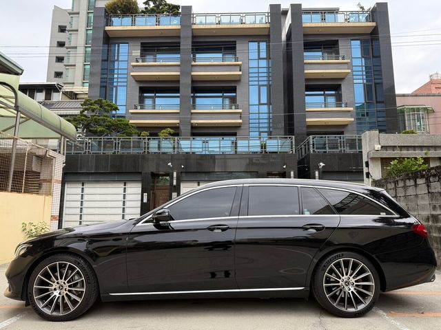 M-BENZ賓士 E200 ESTATE  第5張相片