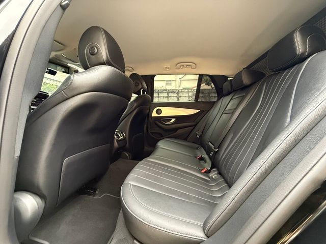 M-BENZ賓士 E200 ESTATE  第7張相片