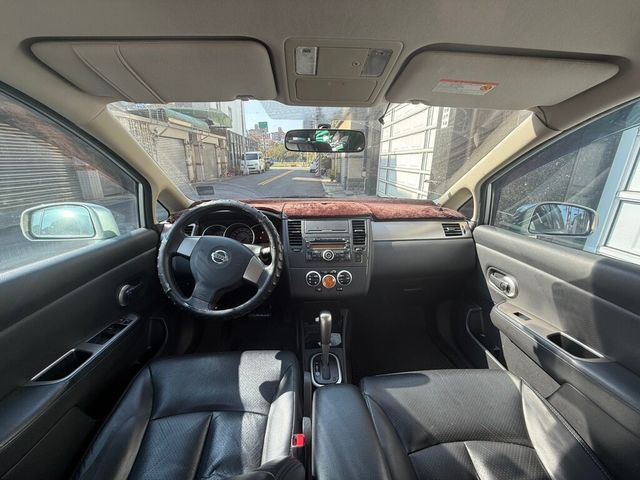 NISSAN日產 TIIDA  第5張相片