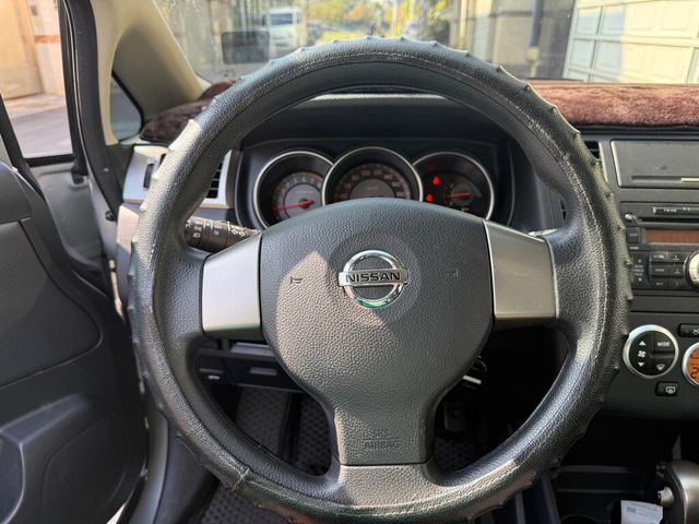 NISSAN日產 TIIDA  第7張相片