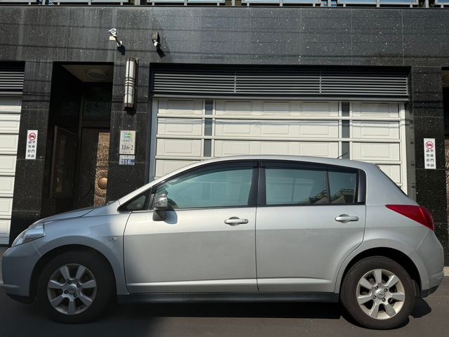 NISSAN日產 TIIDA  第12張相片