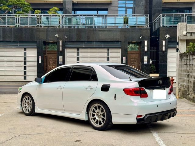 TOYOTA豐田 ALTIS  第2張相片
