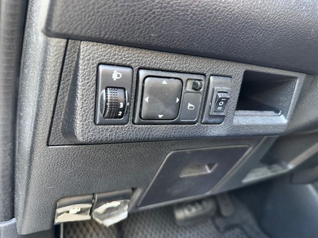 NISSAN日產 TIIDA  第17張相片