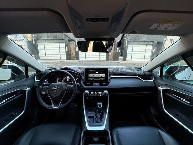TOYOTA豐田 RAV4  第6張相片