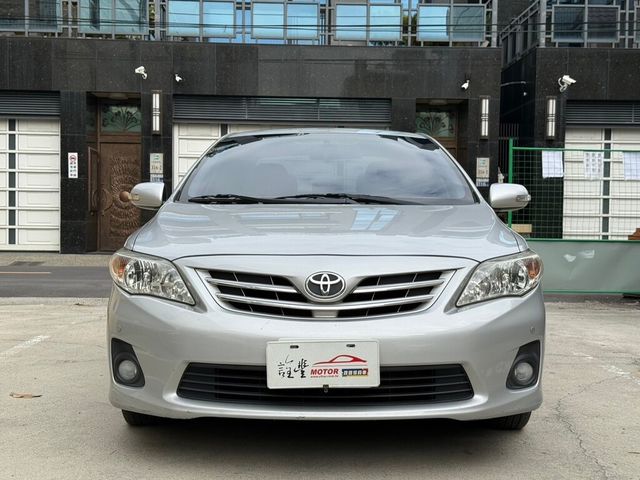 TOYOTA豐田 ALTIS  第2張相片