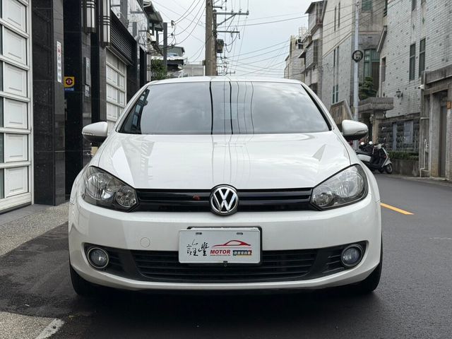 VOLKSWAGEN福斯 GOLF  第2張相片
