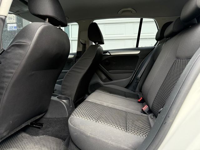 VOLKSWAGEN福斯 GOLF  第6張相片