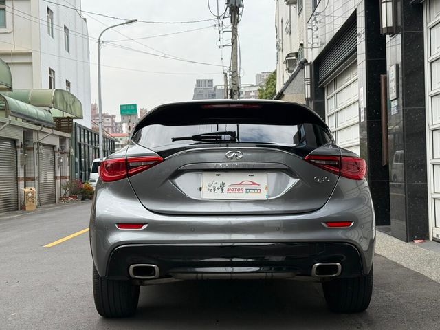 INFINITI無限 Q30  第3張相片