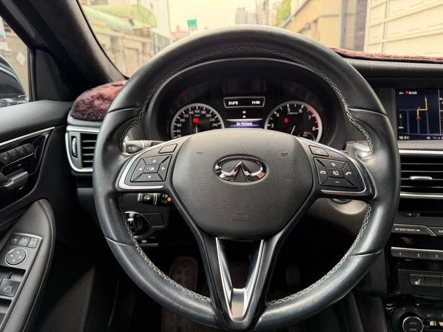 INFINITI無限 Q30  第8張相片