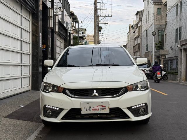 MITSUBISHI三菱 LANCER FORTIS  第2張相片