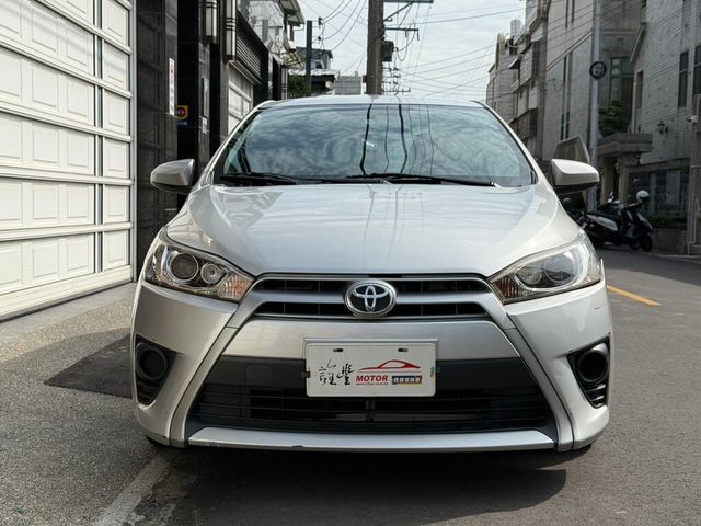TOYOTA豐田 YARIS  第2張相片