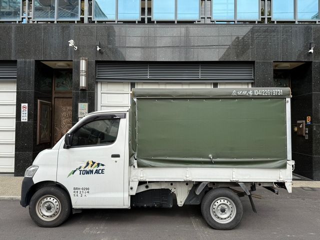 TOYOTA豐田 TOWN ACE  第4張相片