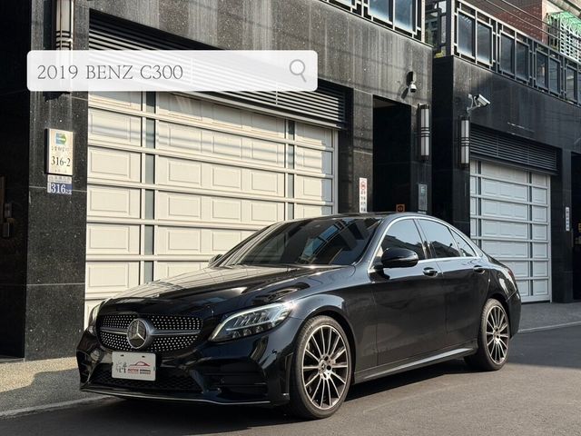 M-BENZ賓士 C300  第1張相片