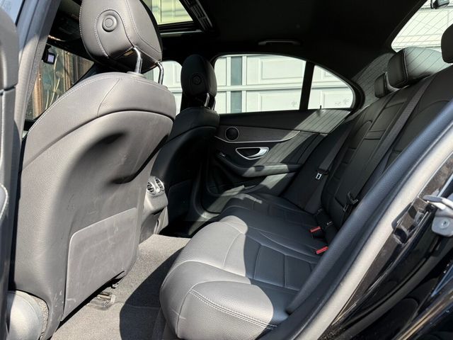 M-BENZ賓士 C300  第7張相片