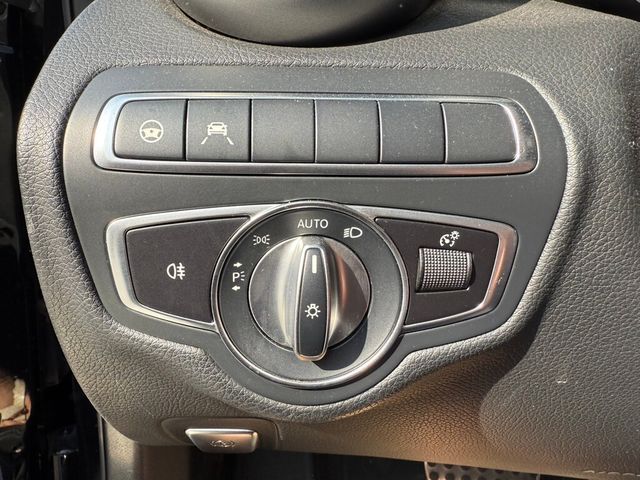M-BENZ賓士 C300  第13張相片