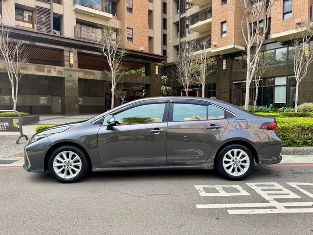 TOYOTA豐田 ALTIS  第5張相片
